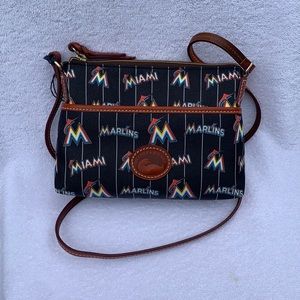 NWT Dooney and Bourke MLB Miami Marlins Ginger ladies crossbody bag smoke free